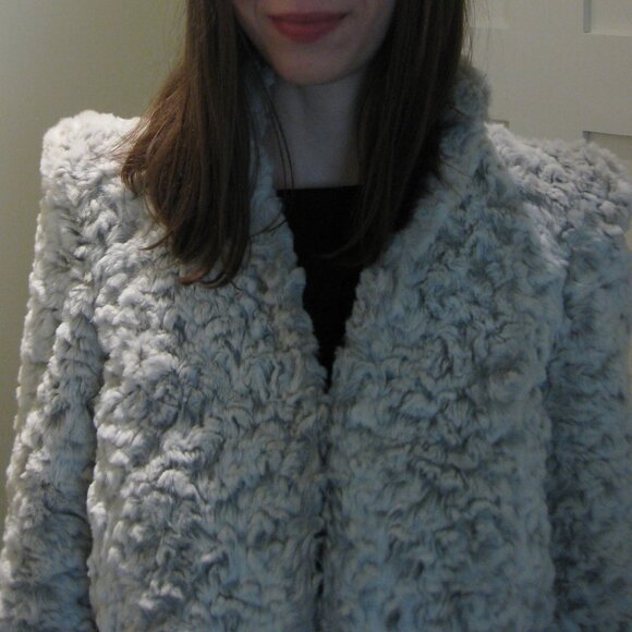 Alice + Olivia gray faux fur evening jacket sz XS - Picture 7 of 7